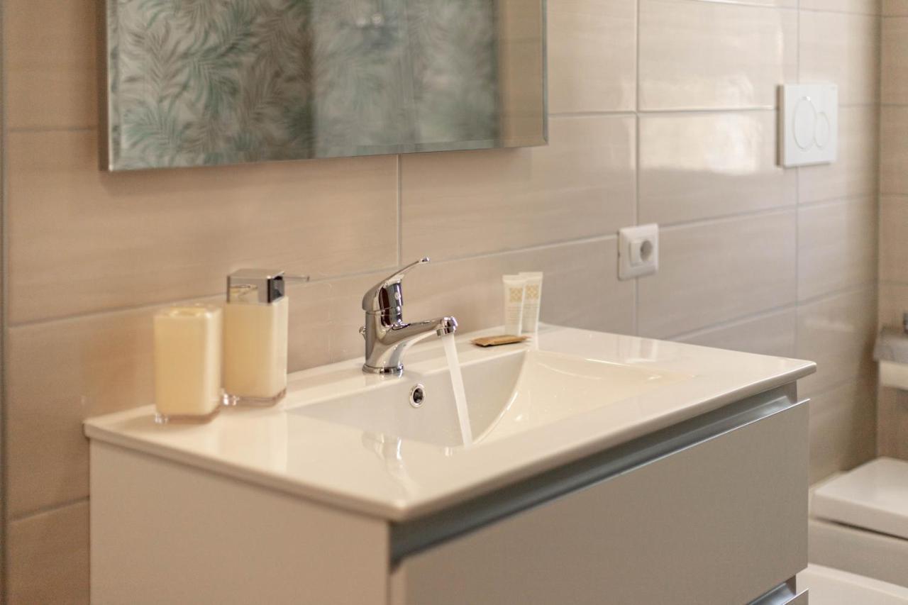 Casa Silvy Apartment บาเวโน ภายนอก รูปภาพ